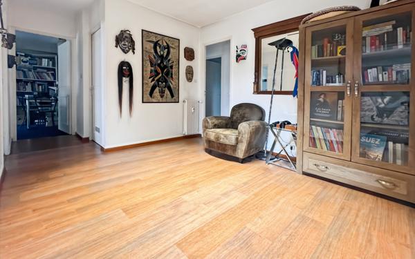 Appartement à vendre    4 pièces • 95 m2 Pau