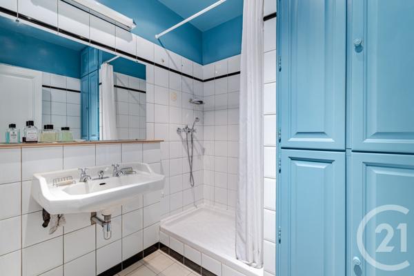 Appartement F3 à vendre  3 pièces - 64,70 m2 PARIS - 75011