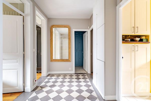 Appartement F3 à vendre  3 pièces - 64,70 m2 PARIS - 75011