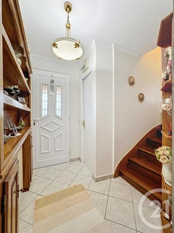 Maison à vendre  5 pièces - 91,60 m2 ST DENIS - 93