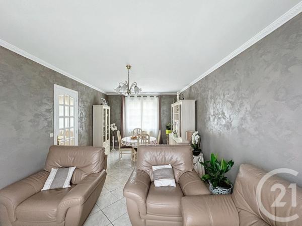 Maison à vendre  5 pièces - 91,60 m2 ST DENIS - 93