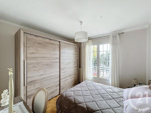 Maison à vendre  5 pièces - 91,60 m2 ST DENIS - 93