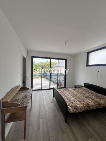 Maison
         7 pièces
        - 180 m² 871 500 € *