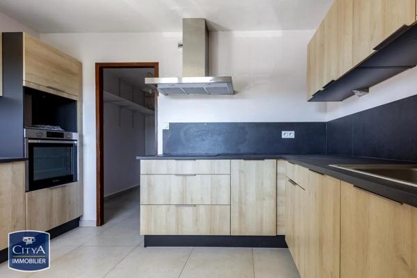 Appartement à louer 4 pièces 82.32m² Delle (90100)