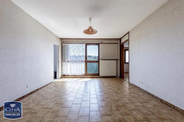 Appartement à louer 4 pièces 82.32m² Delle (90100)