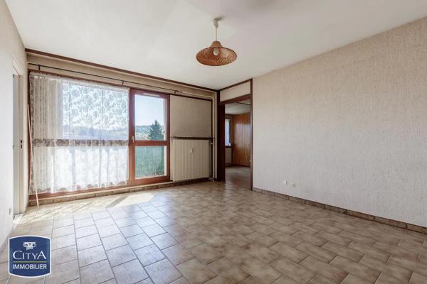 Appartement à louer 4 pièces 82.32m² Delle (90100)