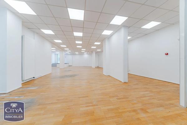 Local commercial à vendre 141.75m² Tours (37000)