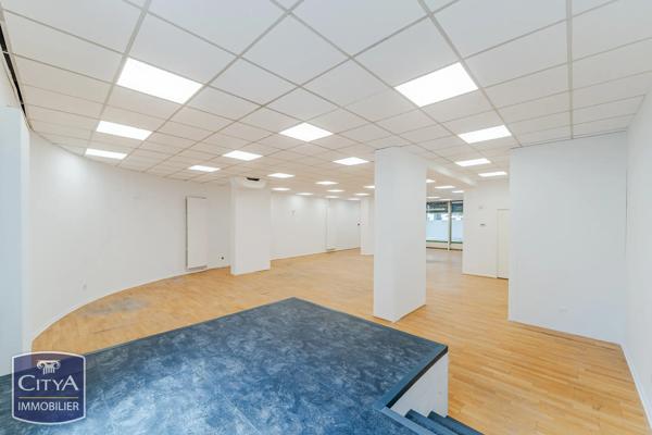 Local commercial à vendre 141.75m² Tours (37000)