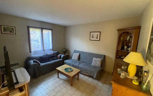 Appartement à vendre    3 pièces • 48 m2 Sanary-sur-Mer