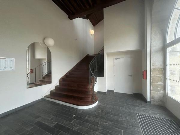 Appartement 4 pièces T4 F4 135.2 m² à Poitiers 34 BOULEVARD CHASSEIGNE 86000 à louer