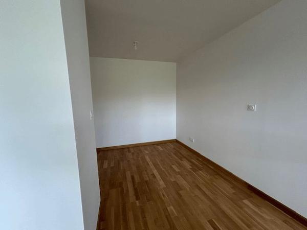 Appartement 4 pièces T4 F4 135.2 m² à Poitiers 34 BOULEVARD CHASSEIGNE 86000 à louer