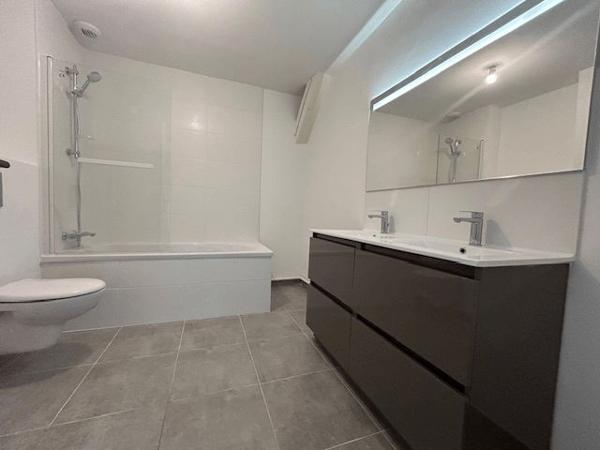 Appartement 4 pièces T4 F4 135.2 m² à Poitiers 34 BOULEVARD CHASSEIGNE 86000 à louer