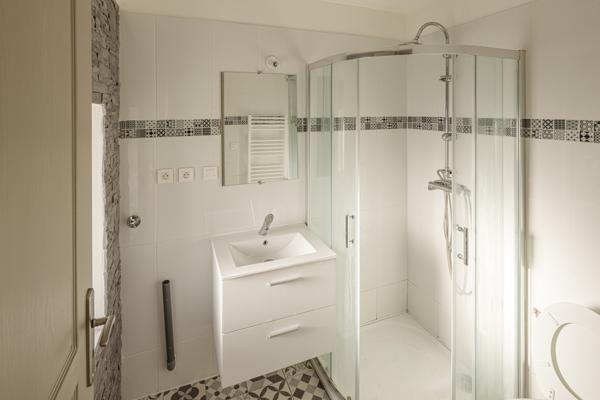 Immeuble
         7 pièces
        - 150 m² Exclusivité 199 500 € *