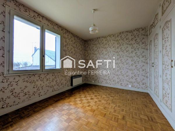 ISSOUDUN, PAVILLON T4 AVEC SOUS-SOL ET JARDIN