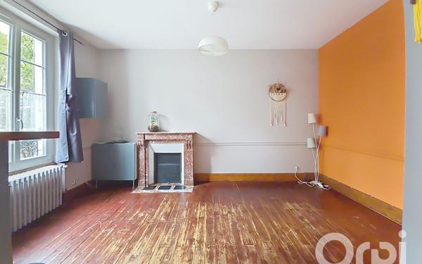 Maison à vendre    4 pièces •  Vichy