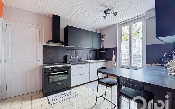 Maison à vendre    4 pièces •  Vichy