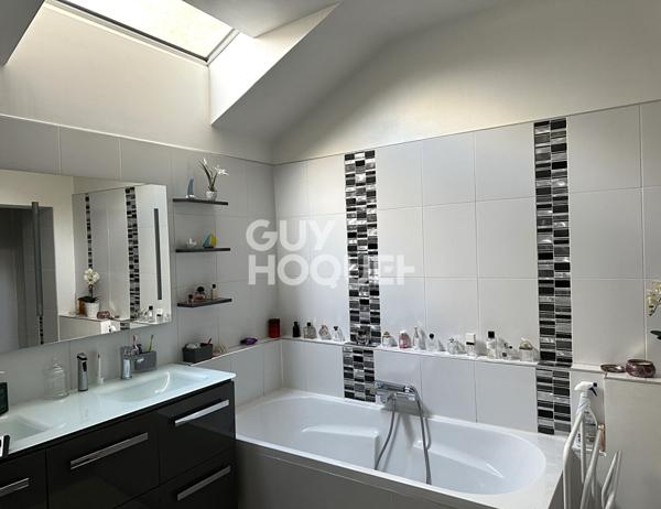 MAISON TOURS PREBENDES