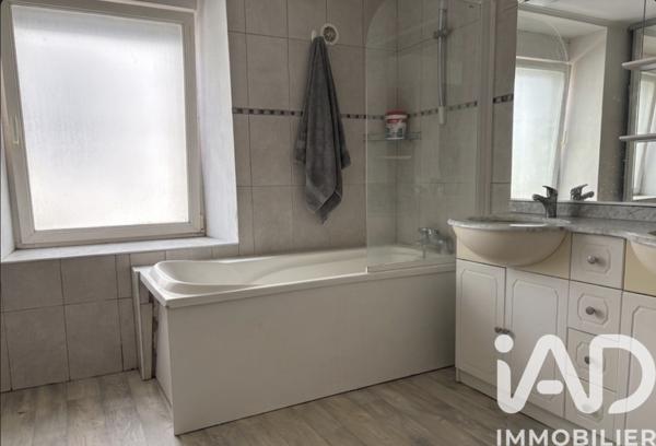 Maison à vendre 7 pièces 180 m² Fraisans