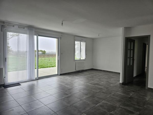 A LOUER - Maison d'habitation entièrement rénovée à Vix