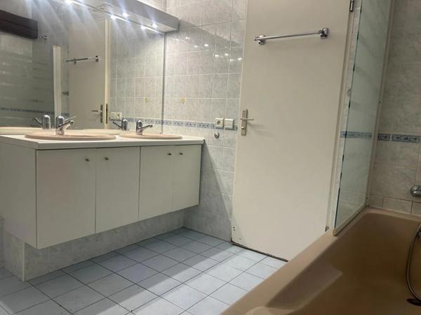 Appartement à louer à Ferney-Voltaire (01210)