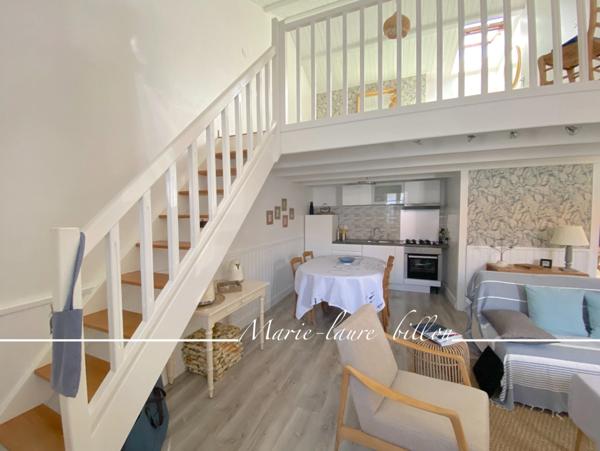 Maison à vendre 2 pièces SAINT GILLES CROIX DE VIE (85)- T2 mezzanine avec sa courette et une dépendance