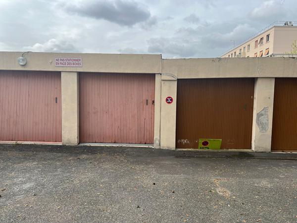 BOX A LOUER - CHAMPIGNY SUR MARNE