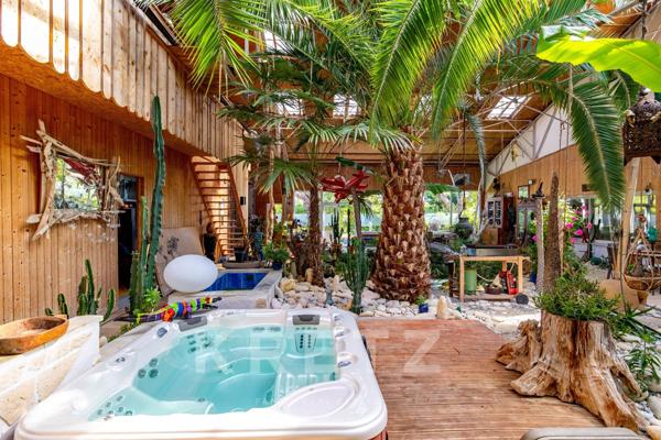 Propriété d’exception avec 220m² de serre tropicale au cœur de l’île d’Oléron