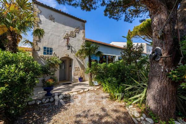 Propriété d’exception avec 220m² de serre tropicale au cœur de l’île d’Oléron