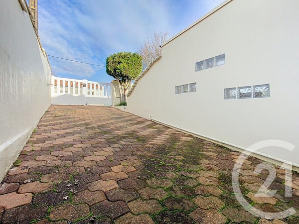 Maison à vendre  6 pièces - 124 m2 ROCHEFORT - 17