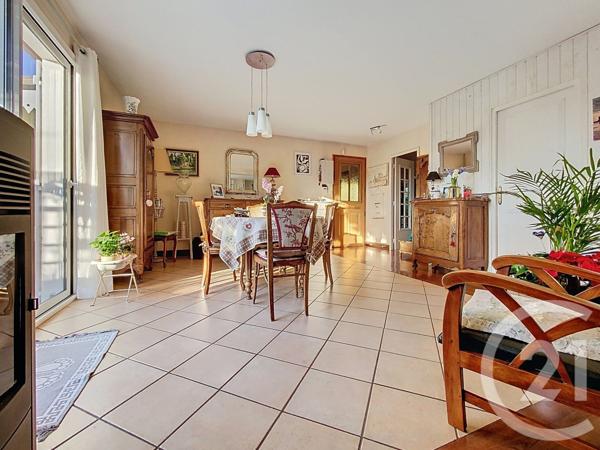 Maison à vendre  6 pièces - 124 m2 ROCHEFORT - 17