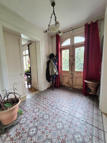 MAGNIFIQUE PROPRIETE AUX PORTES DE ROUEN