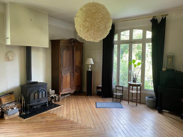 MAGNIFIQUE PROPRIETE AUX PORTES DE ROUEN