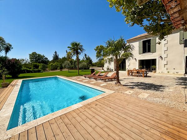 MAS DE CHARME ENTIEREMENT RÉNOVÉ ? 351 m² HABITABLES ? 1 Ha ? PISCINE CHAUFFÉE