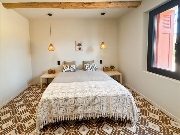 MAS DE CHARME ENTIEREMENT RÉNOVÉ ? 351 m² HABITABLES ? 1 Ha ? PISCINE CHAUFFÉE