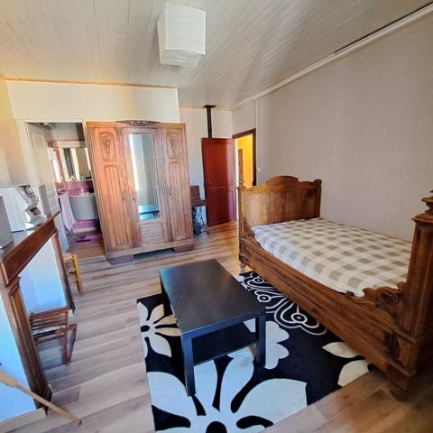 A VENDRE LAROQUE D'OLMES MAISON 4 CHAMBRES ET JARDIN