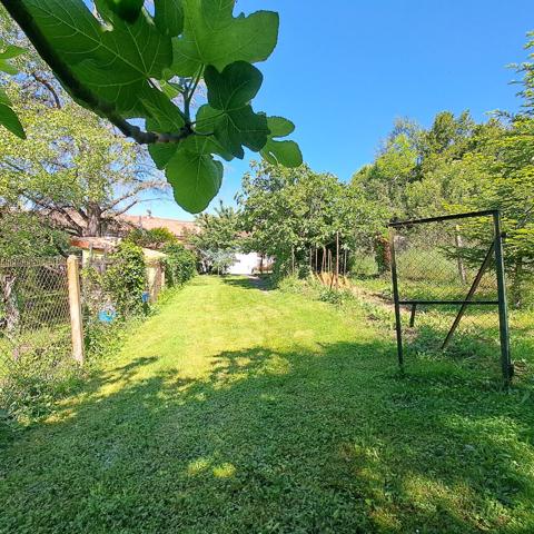 A VENDRE LAROQUE D'OLMES MAISON 4 CHAMBRES ET JARDIN