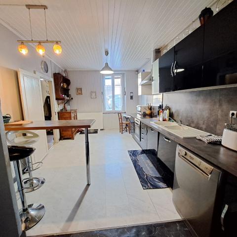 A VENDRE LAROQUE D'OLMES MAISON 4 CHAMBRES ET JARDIN