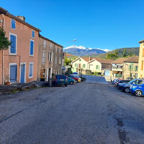 A VENDRE LAROQUE D'OLMES MAISON 4 CHAMBRES ET JARDIN