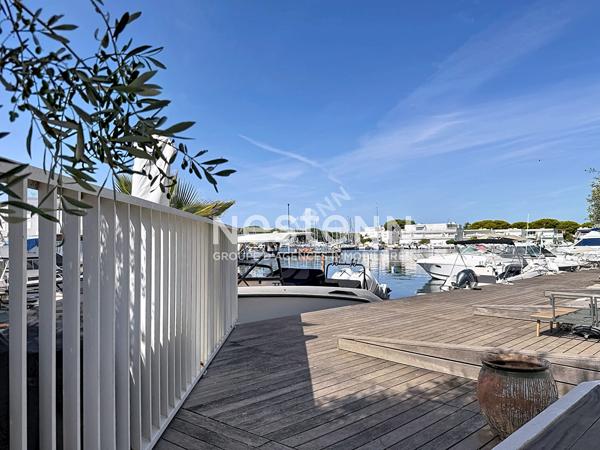 APPARTEMENT AU COEUR DE LA MARINA