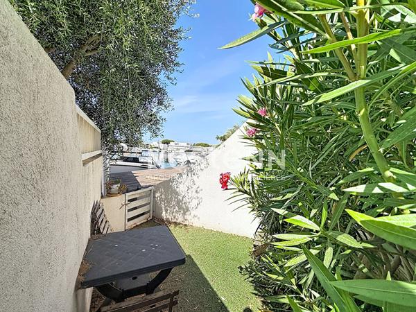 APPARTEMENT AU COEUR DE LA MARINA