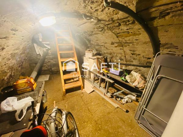 Charmante petite maison avec terrasse aux Fréaux