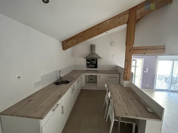 Duplex atypique avec extérieur à saint donat Saint-Donat-sur-l'Herbasse (26260)
