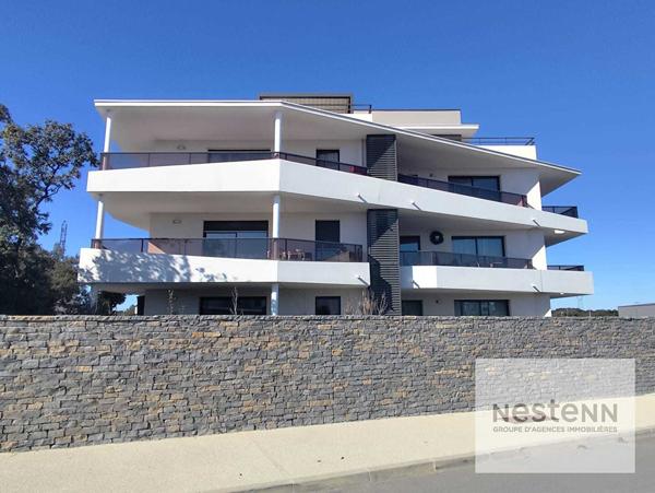 BAILLARGUES . Appartement d'exception en dernier étage d'une résidence sécurisée avec ascenseur.