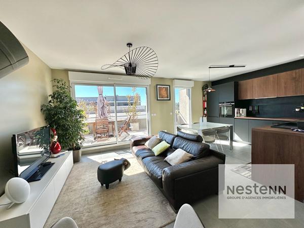 BAILLARGUES . Appartement d'exception en dernier étage d'une résidence sécurisée avec ascenseur.