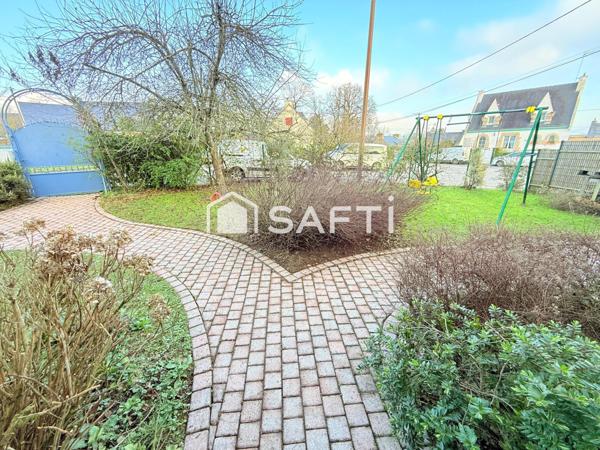 MAISON DE 364 M2 SUR TERRAIN DE 902 M2 A REGUINY