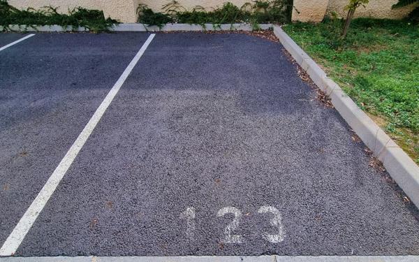 Stationnement à louer    Albi