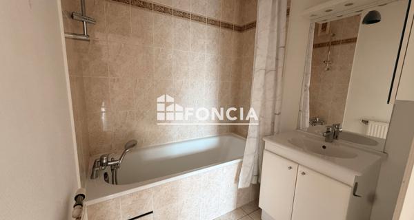 Location Appartement 2 pièces 52.23 m² - Angers 49100
