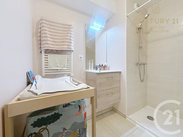 Appartement F3 à vendre  3 pièces - 71,60 m2 MARSEILLE - 13008