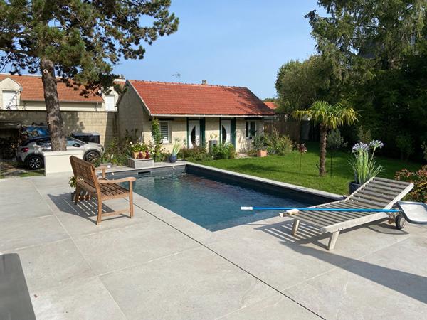 Maison Chantilly 14 pièce(s) 244.08 m2