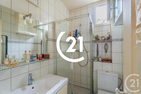 Appartement F3 à vendre  2 pièces - 41 m2 PARIS - 75018